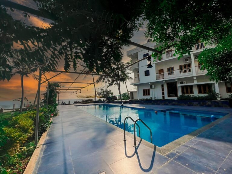 Resort in Varkala with Swimming pool