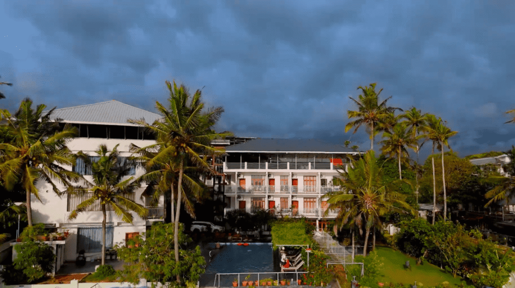 sea facing resort in south cliff varkala