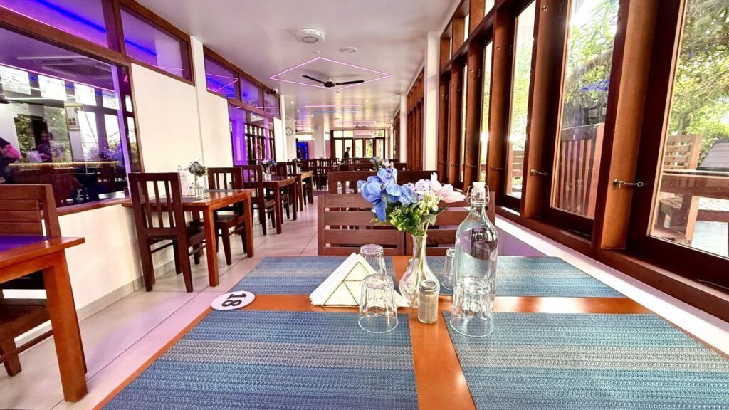 varkala beach resort with restaurant